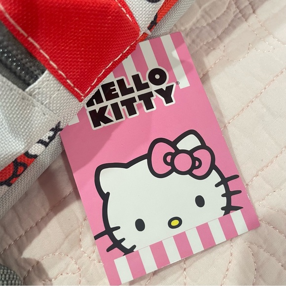 Hello Kitty Grey Backpack - Picture 5 of 7